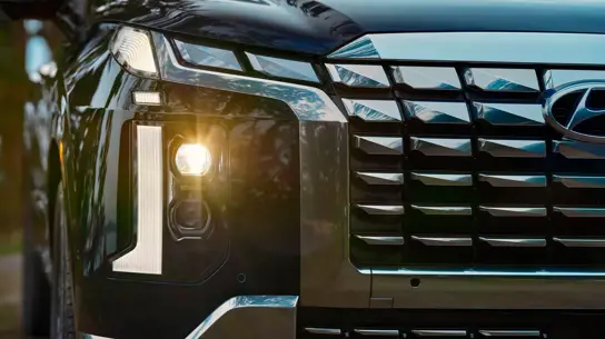 Hyundai не смог скрыть интерьер внедорожника Palisade