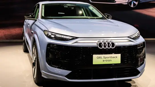 Роботы вместо людей: Audi настраивает кузова с точностью до миллиметра