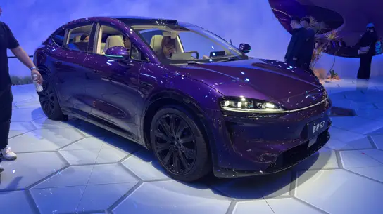 Chery дала кузова, Huawei — мозги: Luxeed атакует два сегмента
