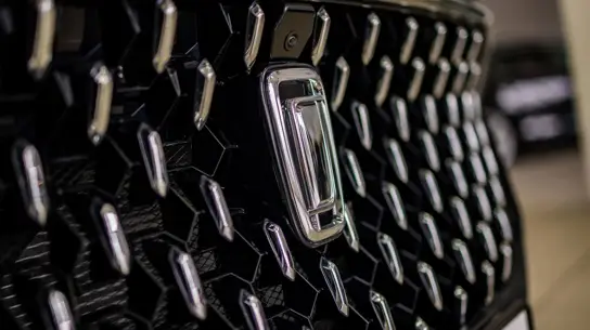 Кроссовер Bestune T55 неожиданно исчез из России