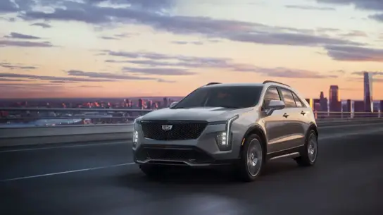 Опасность впереди: Cadillac призывает владельцев XT4 заменить блоки фар