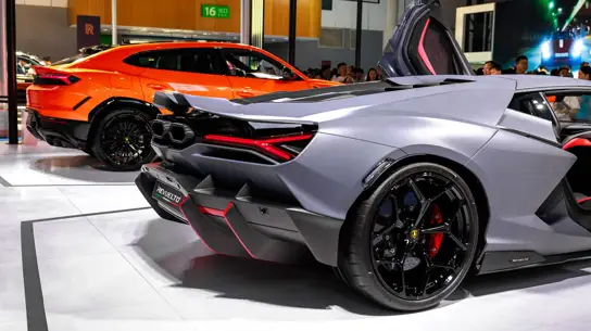 Lamborghini Revuelto SV: когда 1000 л.с. уже недостаточно для покорения Нюрбургринга