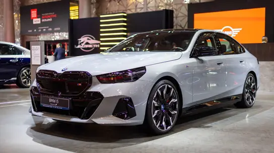 BMW даст больше денег Китаю: компания надеется на большую отдачу