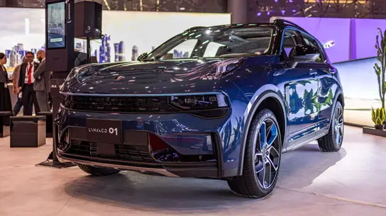 Новый флагман Lynk & Co: первые снимки и подробности