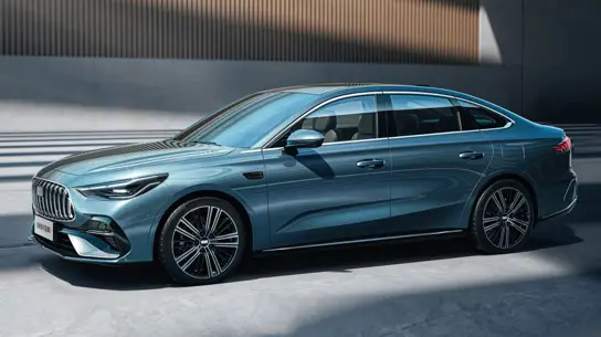Продажи нового седана Geely стартуют 26 сентября