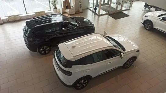 Авторынок упёрся не в скидки: что на самом деле мешает продажам новых машин
