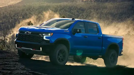 Кто король остаточной стоимости: F-150 или Silverado 1500?