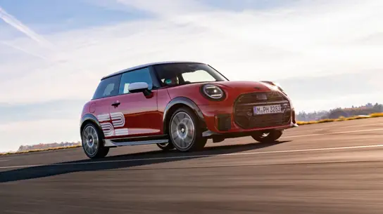 Лимитированный MINI Cooper S с номером «52» уже доступен для брони