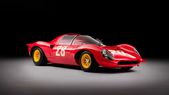Ferrari выставила на продажу «убийцу Porsche»: редчайший Dino 206 S прибыл в Париж