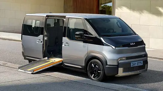 PV5 становится больше, чем фургоном: Kia готовит доступный транспорт для города