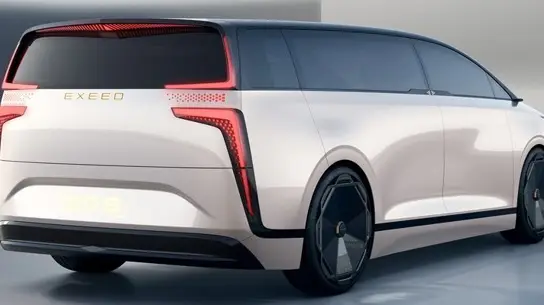 Еще один автопроизводитель позарился на святое: для Toyota Alphard выпустили нового конкурента