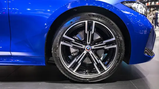 У BMW новый план: не X8 и не X9, а полноценный внедорожник с ADN M