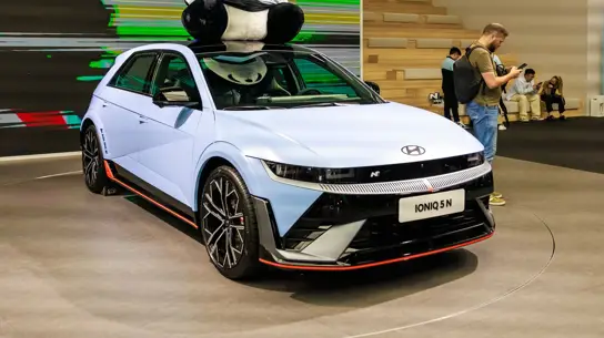 «Цель — скорость ДВС»: Hyundai раскрыла ключевой ориентир для будущих электромобилей