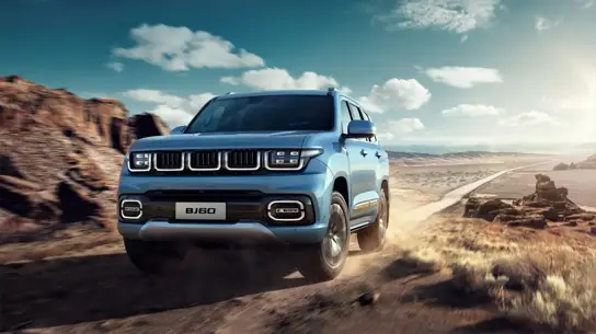 На российский рынок выходит конкурент Toyota Land Cruiser Prado с внешностью Jeep