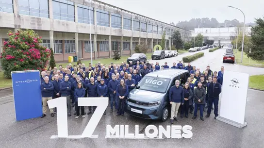 Stellantis Vigo выпустил 17-миллионный авто: героем стала электрическая версия Opel Combo