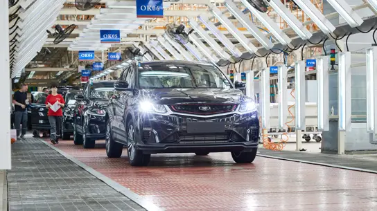 Белорусы набирают обороты: Geely сходит с конвейера сумасшедшими темпами