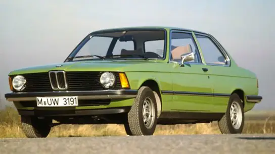 Если нет разницы, зачем платить больше: сравнили «трёшки» BMW и Жигули