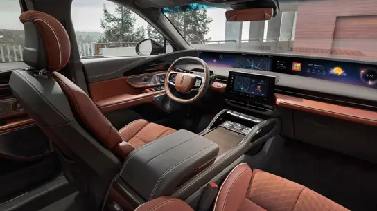 Американцы позаботились о молодых водителях и геймерах: в автомобилях Ford и Lincoln можно будет смотреть любимых блогеров