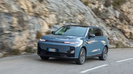 Без проводов и без проблем: новая эра автообновлений для Leapmotor B10