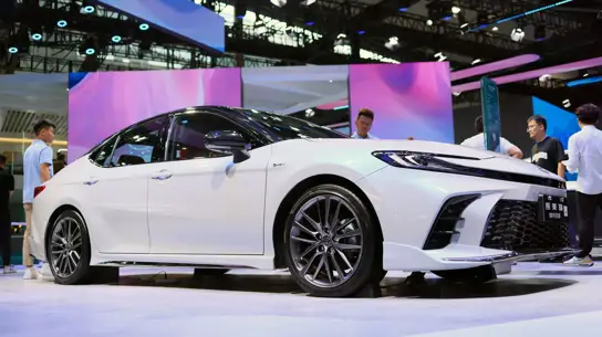 Toyota с дефектным мотором дожила до 491 000 км: разборка показала странную правду