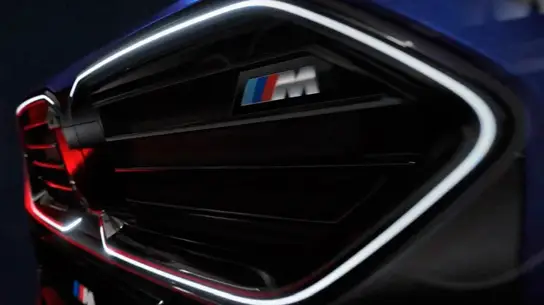 Новый BMW X2 стремится стать мини-XM