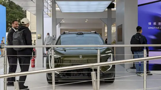 Автобомба из Китая для России: дальше и дешевле Tesla, но с нюансами