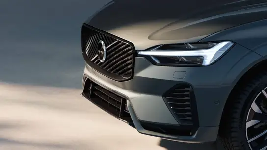 Volvo подводит итоги апреля: спад на рынке электромобилей, рост гибридов