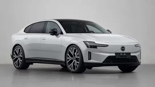 Новый этап Volvo: два электрокара в один день в честь 99-летия