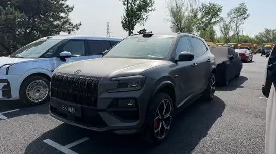 Кроссовер-гиперкар: Zeekr 8X получил 1 400 сил и разгон 0–100 км/ч за 2,96 с