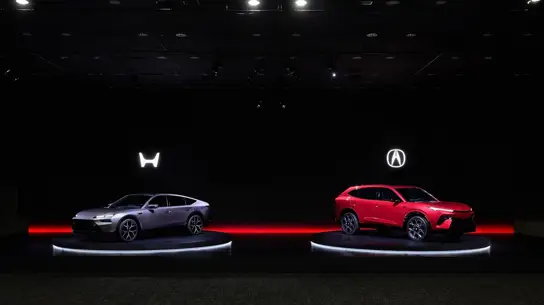 Электромобили подождут? Honda показала два гибрида и готовит большую перестройку