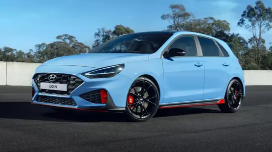 Hyundai прощается с бензиновыми хот-хэтчами — и вместе с ними может уйти «механика»
