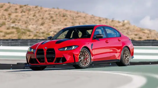 BMW нарушила собственные правила: M3 CS впервые получила три педали