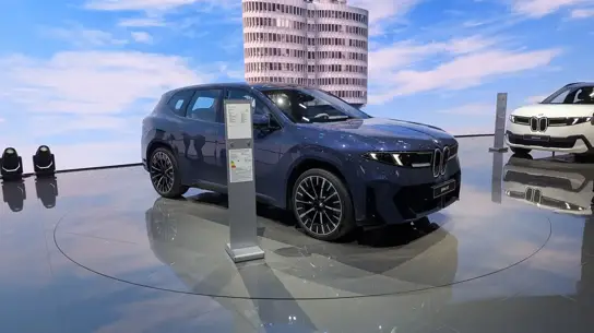 Китай меняет дизайн авто: BMW пришлось отказаться от «скрытых» ручек