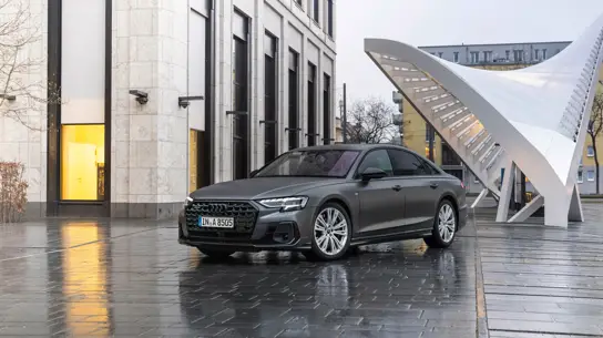 Audi A8 продолжает жить: рестайлинг вместо электромобиля
