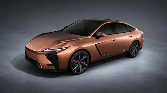 Lexus снижает входной билет в EV: владельцы гибридов будут в ярости