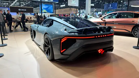 Lexus показал спорткар будущего: это уже не просто концепт