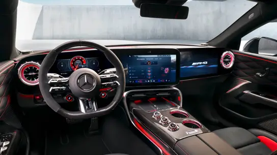 Sky Control с подсветкой и логотипом: новый AMG удивил космическим интерьером