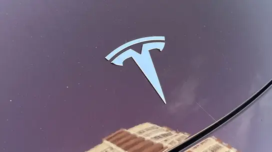 Продажи Tesla под вопросом: рынок уже не верит