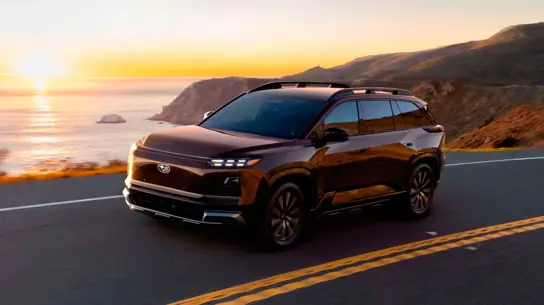 Subaru представила огромный электрокроссовер на 7 мест, который разгоняется как спорткар