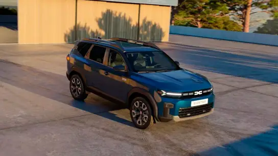 Dacia Bigster: самый дешевый кроссовер Европы с багажником мечты