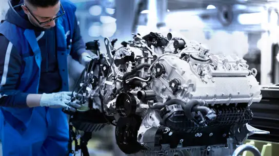 От Range Rover до McLaren: в каких машинах есть частичка BMW