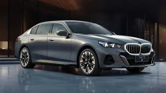 BMW пятерка получила два новых исполнения
