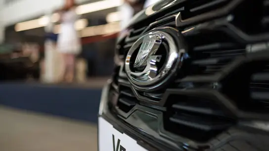 Китайские проблемы настигнут автомобили LADA: АвтоВАЗ будет закупать китайские детали