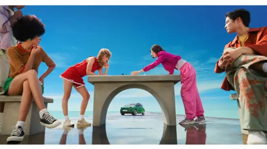 Renault Twingo E-Tech: длина 3,79 м и цена от €13 750