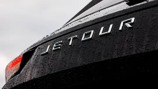 Jetour X90+ получил полный привод: названа цена новой версии