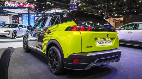 Россиян шокировали ценами: новый французский кроссовер по цене LADA Vesta