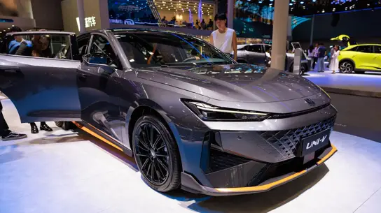 Changan обновит Uni-V для России: ставка на мощность и дизайн