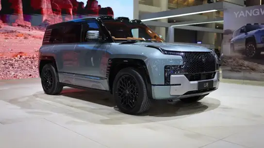 Лучше Bentley: самые дорогие китайские автомобили, представленные в России