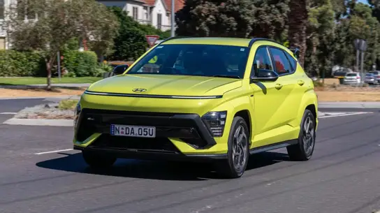 В Hyundai отказались от Kona с турбомотором и полным приводом: больше комфорта, меньше моторов