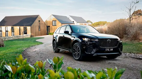 Mazda CX-70: пять мест, две турбины и море удовольствия